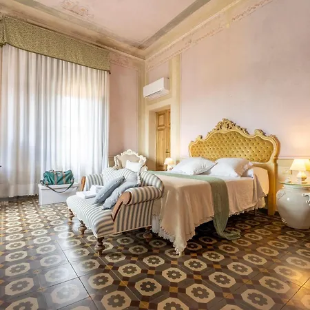 Petri Apartment